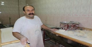 Fırsatçılar Gözünü Vatandaşın Ekmeğine Dikti