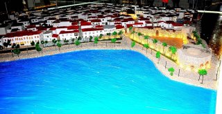 500 Yıllık Kaleiçinin 81 Metrekarelik Minyatürünü 4 Yılda Yaptı