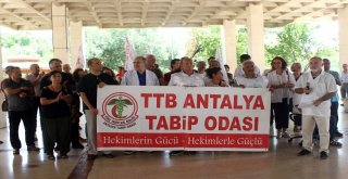 Antalyada Tabiplerden Şiddete Tepki