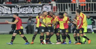 Spor Toto Süper Lig: Göztepe: 2 - Beşiktaş: 0 (Maç Sonucu)