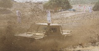 Off-Road Yarışları Nefes Kesti