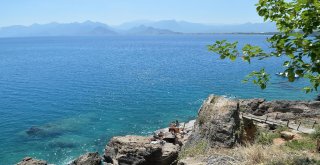 Muratpaşa, 4 Yeni Falez Plajı İçin Müracaat Etti