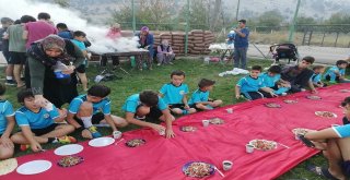 Kızıldağ Yaylasında Futbol Okulu Öğrencilerine Kebap Ziyafeti