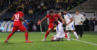 Spor Toto Süper Lig: Mke Ankaragücü: 0 - Antalyaspor: 1  (İlk Yarı)