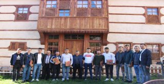 Başkan Tutal Mehmetçiklerle Yemekte Buluştu