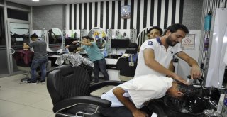 Diyarbakırda Kuaförlerin Bayram Mesaisi Yoğun Geçiyor