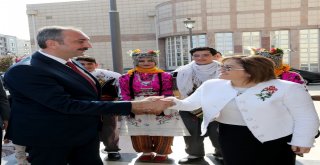 Fatma Şahin Bakan Gülü Ağırladı