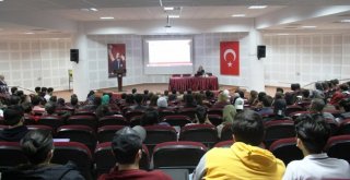 Kütahyadaki Yabancı Uyruklu Üniversite Öğrencileri Bilgilendirildi