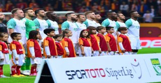 Spor Toto Süper Lig: Galatasaray: 0 - Bursaspor: 0 (Maç Devam Ediyor)