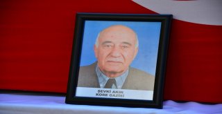 Manisalı Kore Gazisine Son Görev