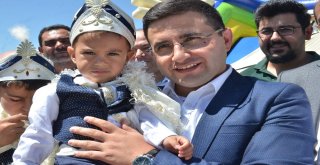 Nurhakta 110 Çocuk İçin Toplu Sünnet Şöleni Düzenlendi