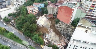 Beyoğlunda Çöken Binanın Enkazı Havadan Görüntülendi