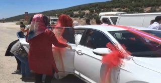 (Özel) Gelin Ve Damadı Düğün Salonuna Çekiciyle Götürdüler