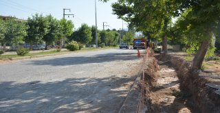 Dinarda Elektrik Hatları Yer Altına Alınıyor