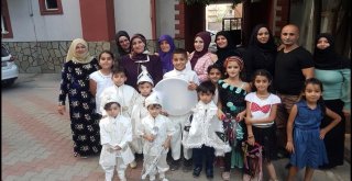 Sünnet Merasimi Evlerde Devam Ediyor