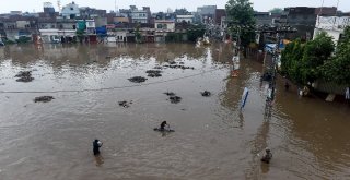 Pakistanda Şiddetli Yağışlarda Ölenlerin Sayısı 18E Çıktı