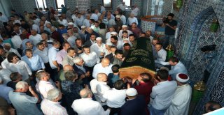 Kendi Aracı Altında Can Veren Tarım Ve Orman İl Müdürü Toprağa Verildi
