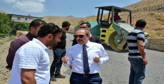 Hakkaride Yol Asfaltlama Çalışması