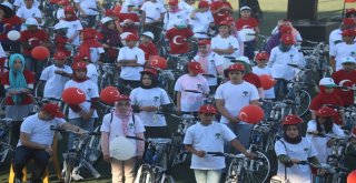 Derece Giren Kuran-I Kerim Kursu Öğrencilerine Ödül