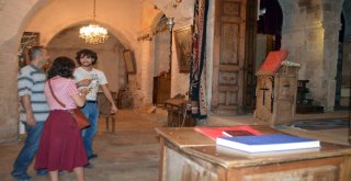 Sonbaharda Mardinde Turist Yoğunluğu Arttı