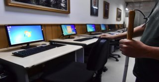 Görme Engellilerin Gözü Kulağı Merkez