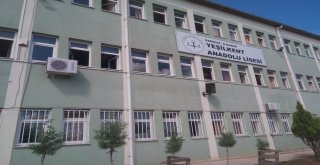 Samsunda Lise Öğrencisi Okulda Bıçaklandı