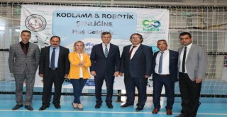 Öğrenciler ‘Kodlama Ve Robotik Şenliğine Yoğun İlgi Gösterdi