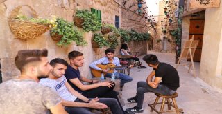 Tarihi Sokaklar Müzik Sesleriyle Şenleniyor
