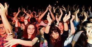 Üniversite Öğrencilerinden İzmire A+ Notu