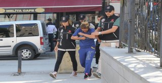 Uyuşturucu Satıcısının Üzerinde 52 Bin Liralık Bonzai Ele Geçirildi