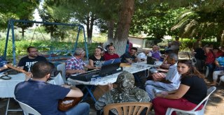 ‘Tatlı Çarşamba İle Moral Depoluyorlar