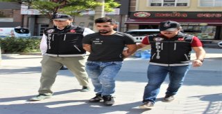 Eskişehir Narkotim Kente Uyuşturucu Sokmaya Çalışan Şahısları Yakaladı