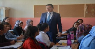 Tatvandaki Okullarda ‘Hukuk Ve Adalet Dersi