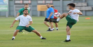 Bursasporda Stancu Yeniden Takıma Döndü