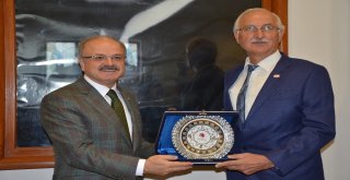 Türk Kızılayı Göç Dalgasına Karşı Tedbirli