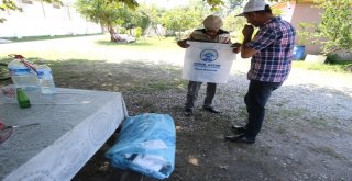 Akyazıda Kurban Kesim Yerleri Hem Denetleniyor Hem De İlaçlanıyor