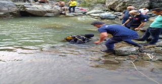 Serinlemek İçin Girdiği Derede Boğuldu