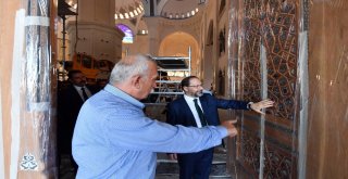 Diyanet İşleri Başkanı Erbaş, Çamlıca Camiiyi Ziyaret Etti