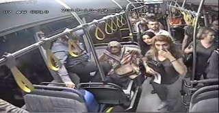 Antalyada Özel Halk Otobüsüne Şoförüne Levyeyle Saldırı Anı Ve Otobüste Yaşanan Panik Kamerada