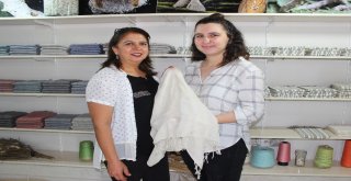 İpek Dokumacılığı Koza Evinde Yaşatılıyor