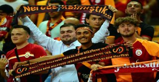 Spor Toto Süper Lig: Galatasaray: 0 - Göztepe: 0 (Maç Devam Ediyor)