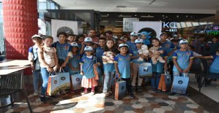 İpekyolu Belediyesi Öksüz Ve Yetim Çocukları Sevindirdi