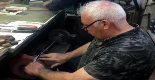 Döviz Kurlarındaki Dalgalanma Bıçak Fiyatlarını Artırdı