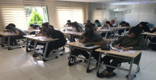 Ümraniye Belediyesi 120 Öğrenciyi Üniversiteli Yaptı