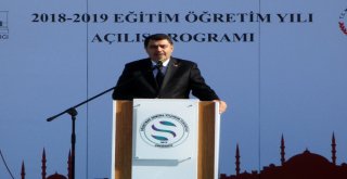 Milli Eğitim Bakanı Selçuk:” Çocuklarımız Bilgisayarlarla Eğitim Görüyor Cümlesinin Ötesine Gitmek Durumundayız