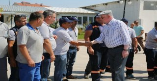 Kazım Kurt Personelin Bayramını Kutladı