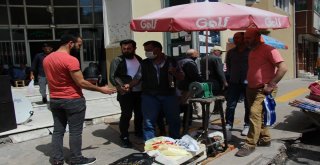 Ardahanda Kurban Bayramı Öncesi Bıçaklar Bilendi