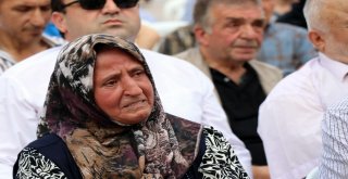 Şehitlerin Kıyafetleri Sakaryada Sergilendi