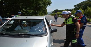 Ortacada Hatalı Sürücüye Kırmızı Düdük Uygulaması