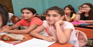 Akmekin Yaz Kursları Başladı